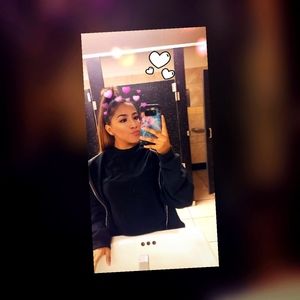 Meet your Posher, Amber